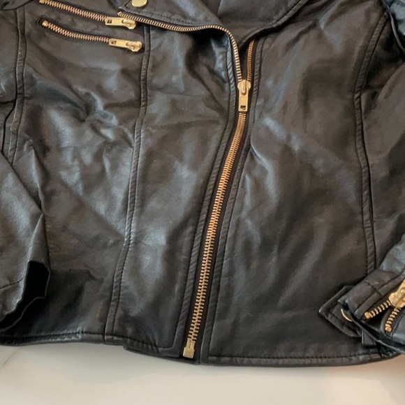 Forever 21 girls black pleather biker jacket, 13/14. - Picture 6 of 6